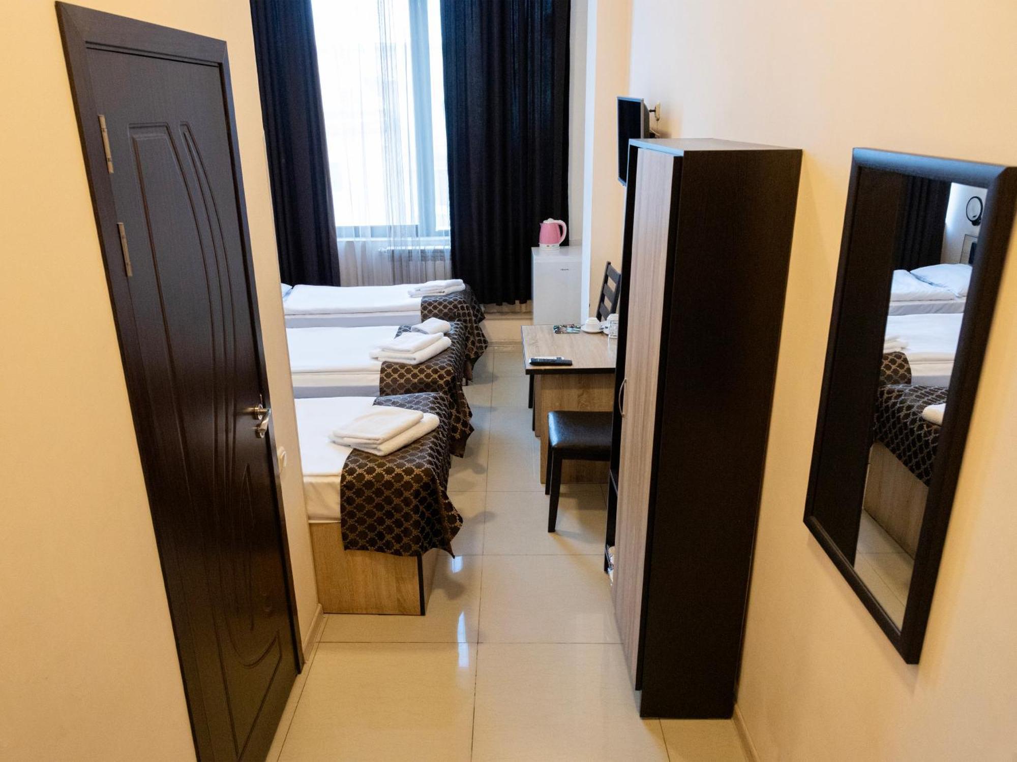 Comfort Hotel เยเรวาน ภายนอก รูปภาพ