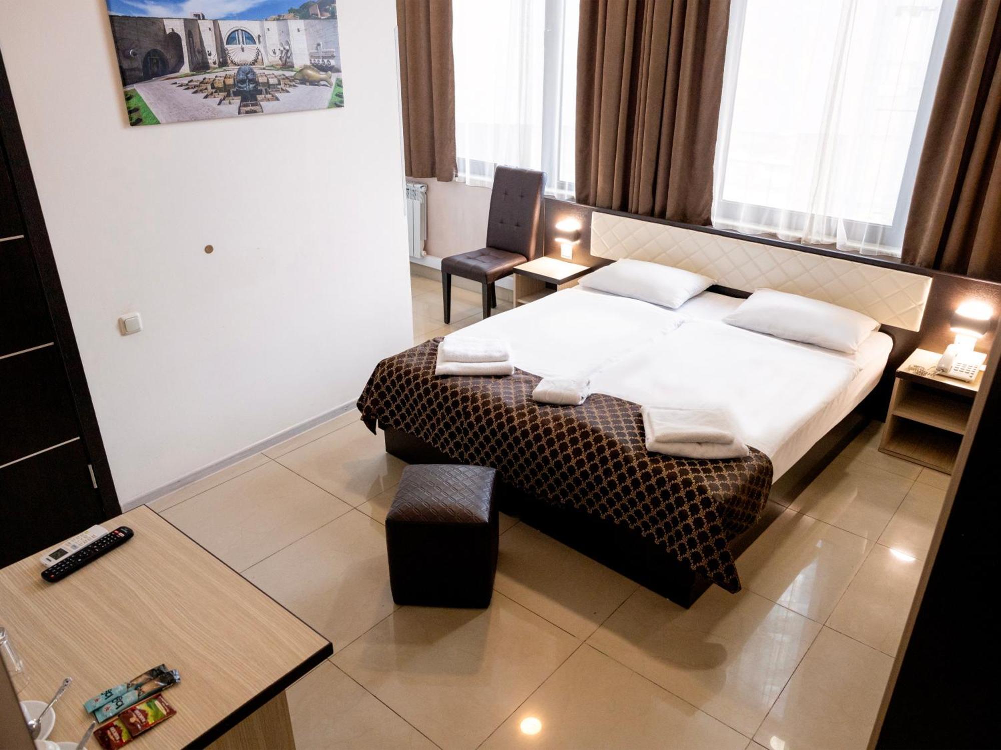 Comfort Hotel เยเรวาน ภายนอก รูปภาพ