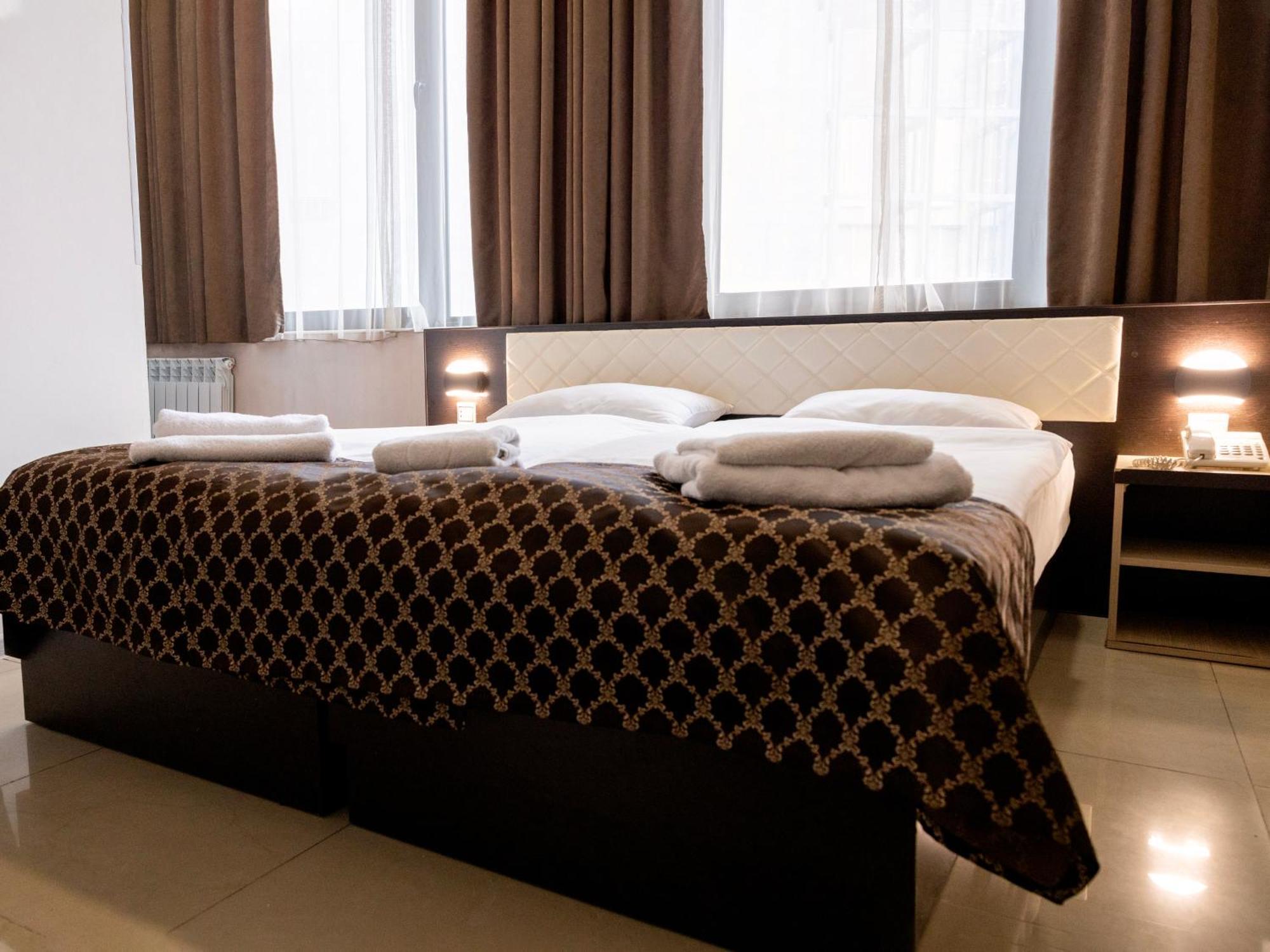 Comfort Hotel เยเรวาน ภายนอก รูปภาพ
