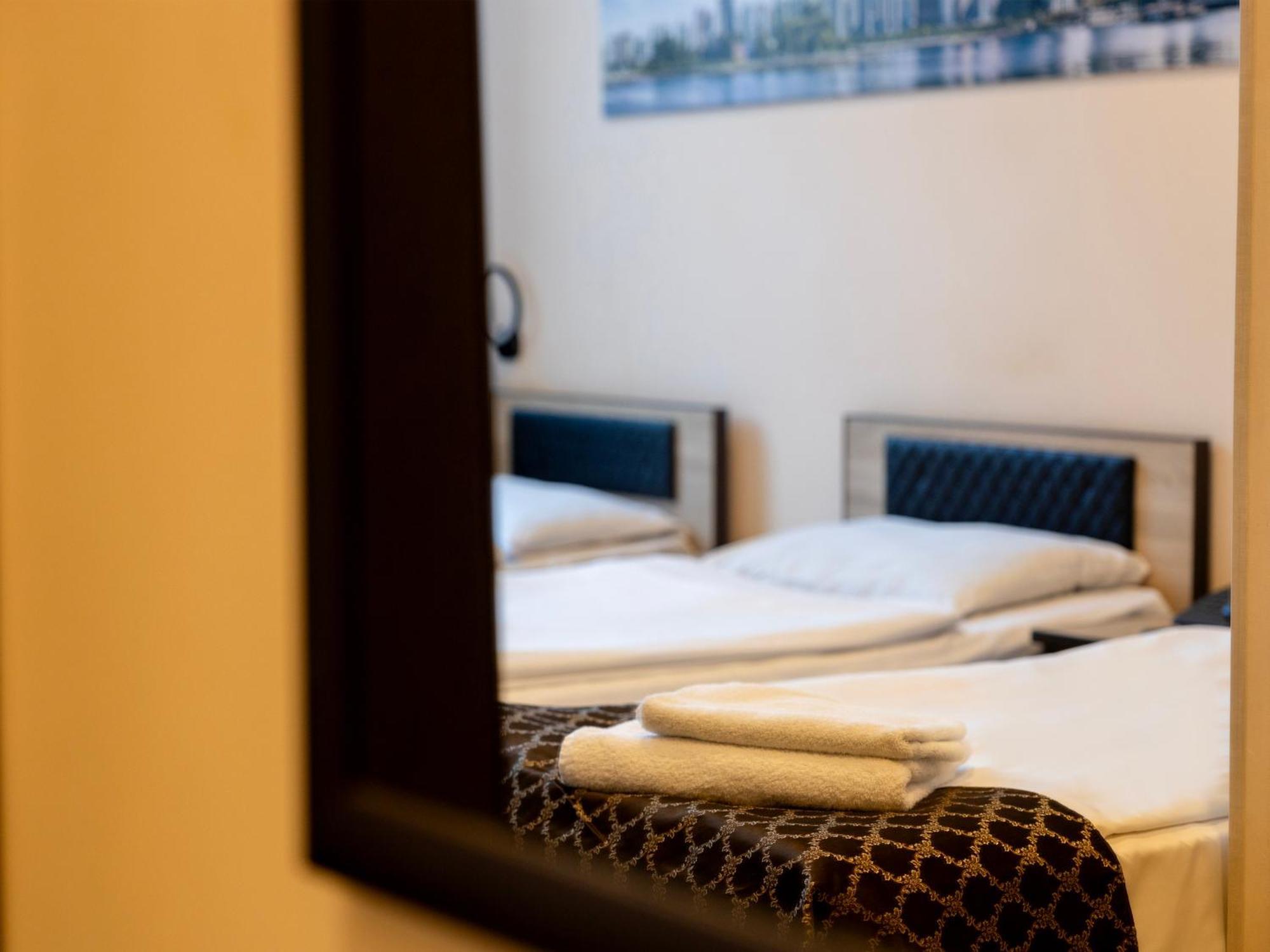 Comfort Hotel เยเรวาน ภายนอก รูปภาพ